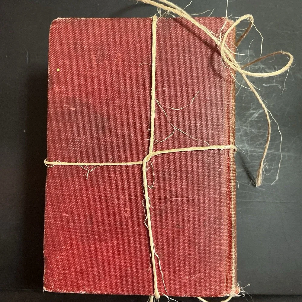 Antique Little Masterpieces 5 Volumes Red Books